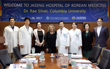 Dr. Rae Silver, a Columbia University faculty member visit on Gangnam Jaseng Hospital